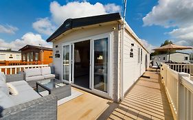 Tattershall Lakes Mini Breaks - Osprey Rise